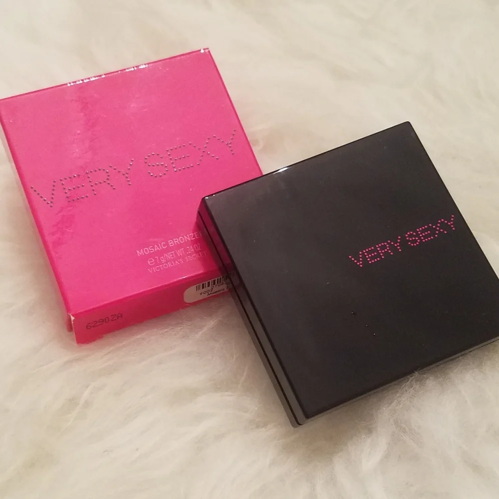 🆕️RARE🆕 VS VERY SEXY MOSAIC BRONZER